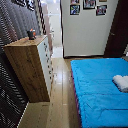 Cubao Manhattan Heights Unit 5A Tower C Quezon City Exterior photo