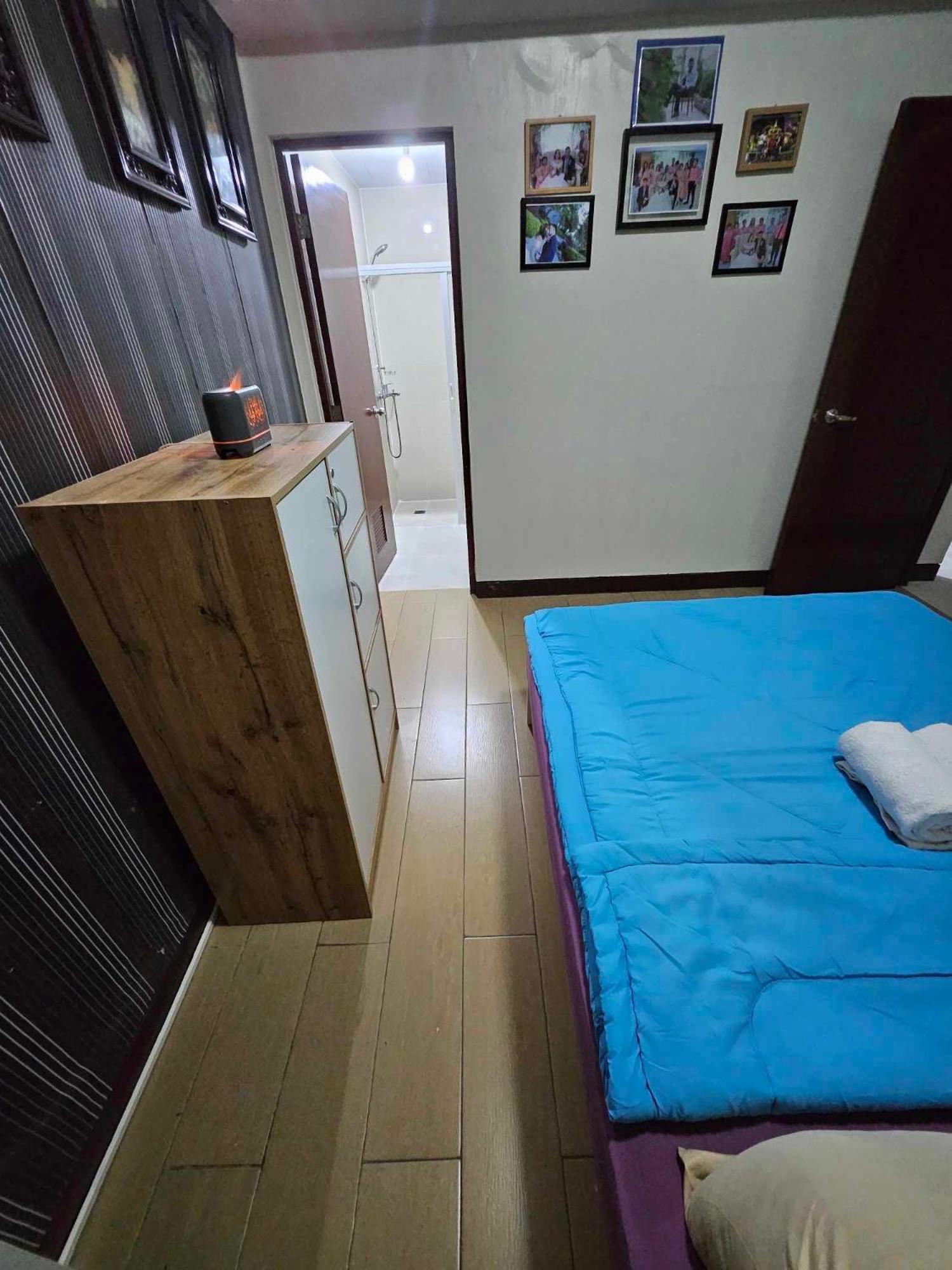 Cubao Manhattan Heights Unit 5A Tower C Quezon City Exterior photo