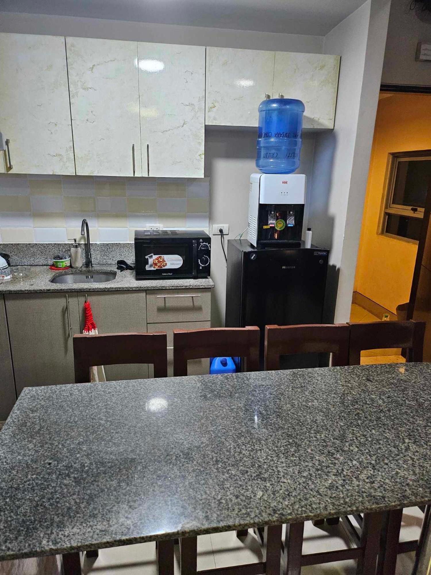 Cubao Manhattan Heights Unit 5A Tower C Quezon City Exterior photo